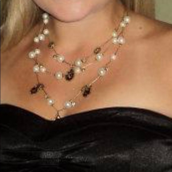 Betsey Johnson necklace - Picture 2 of 2